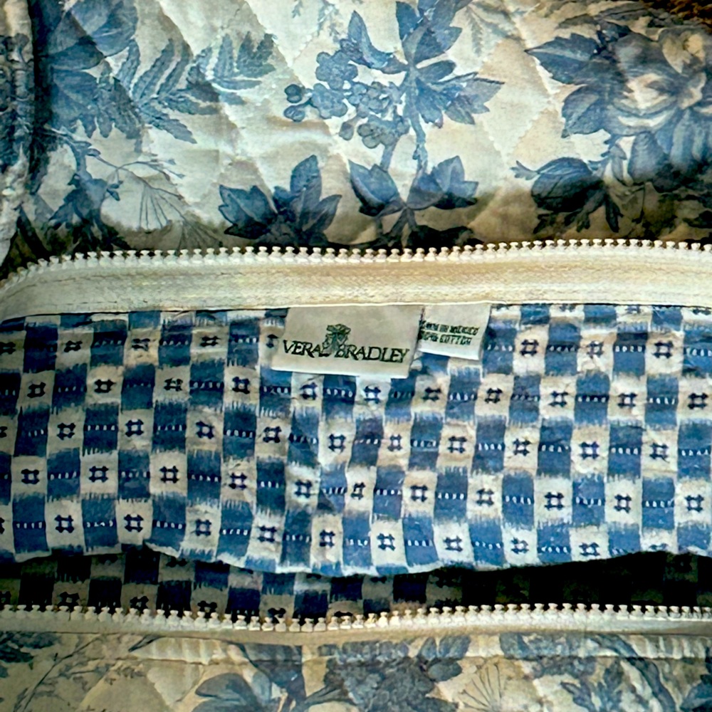 Vera Bradley large duffle in Blue Toile (retired and rare)